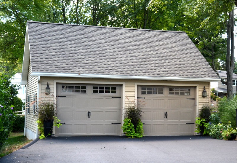 24x24 Vinyl Garage