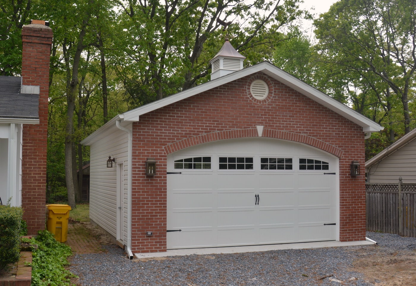 21x28 Vinyl and Brick Garage