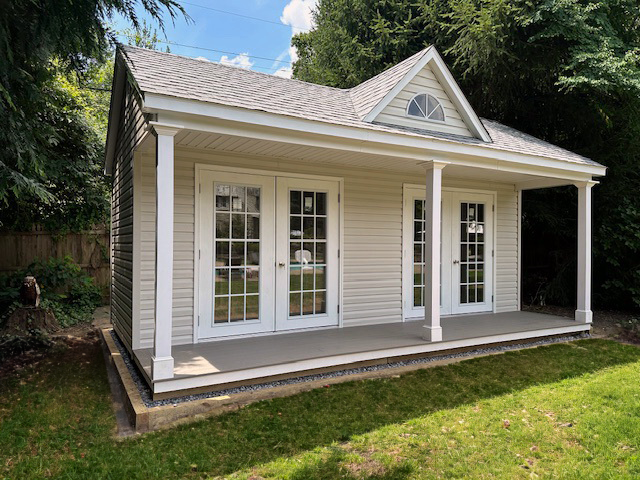 12x20 Granbury Vinyl with 4' Porch